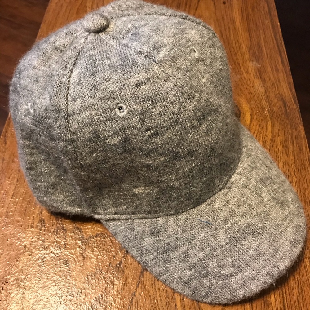 Baseball cap.